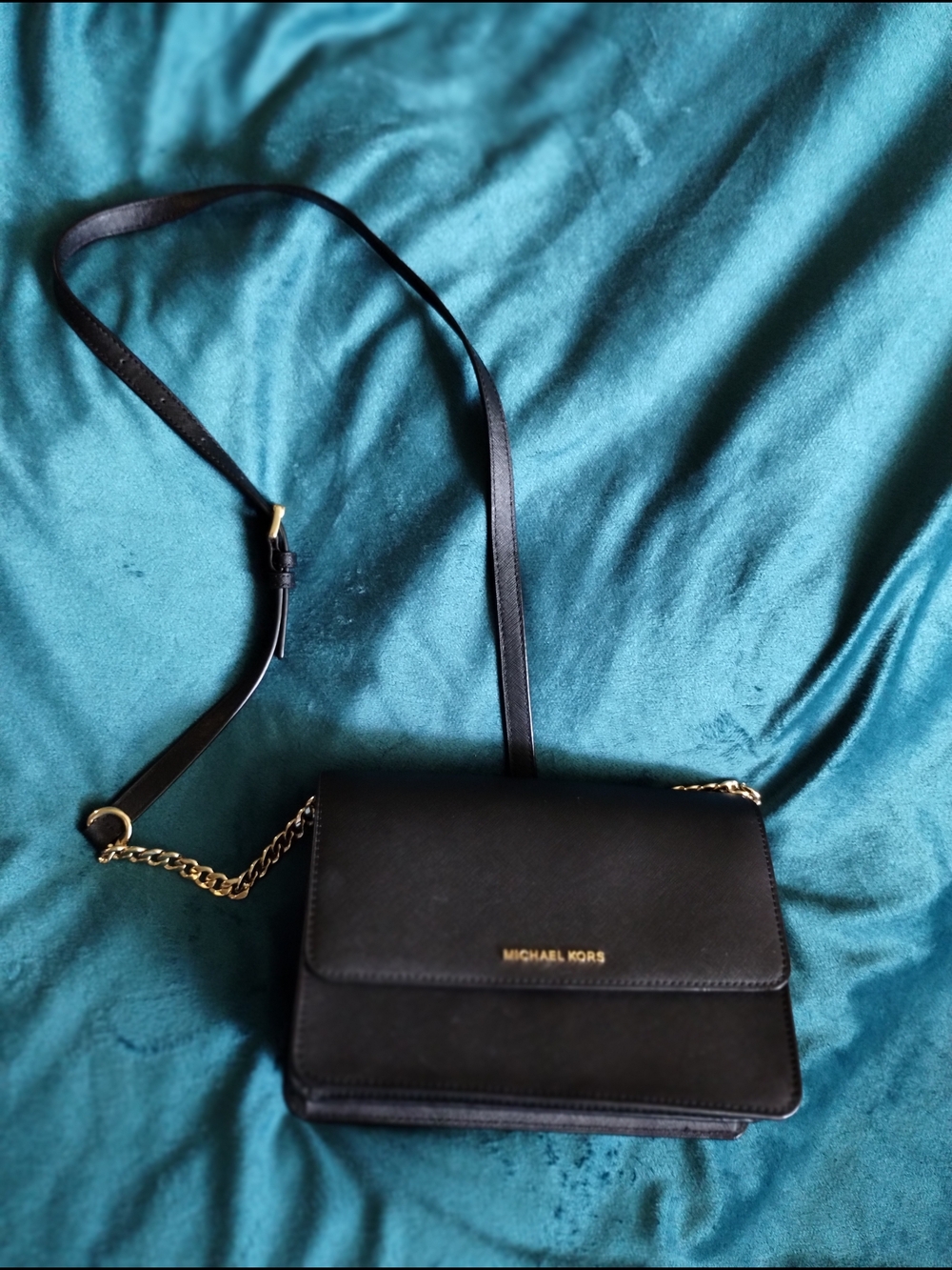 Michael Kors Black Saffiano Leather Crossbody Bag Gold Chain Strap